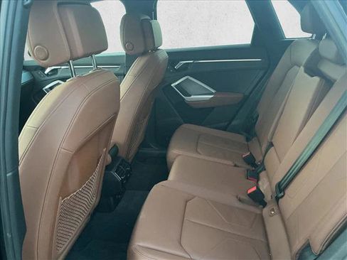 Used 2024 Audi Q3 2.0T Premium Plus image 13