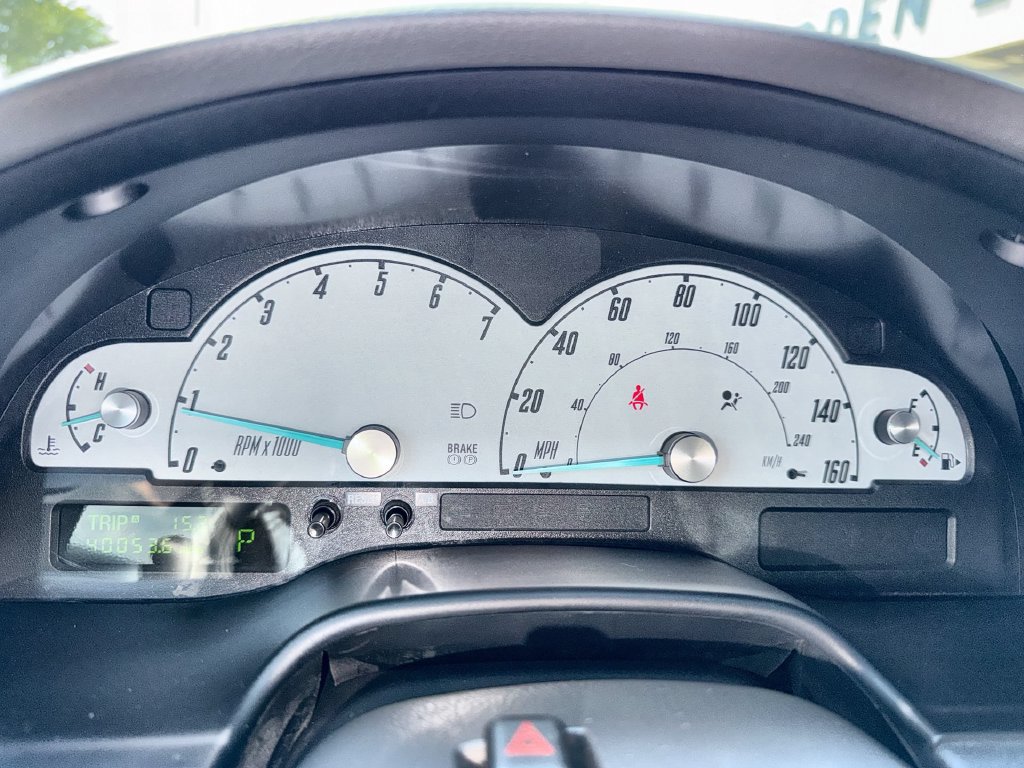 Used 2002 Ford Thunderbird RWD image 10