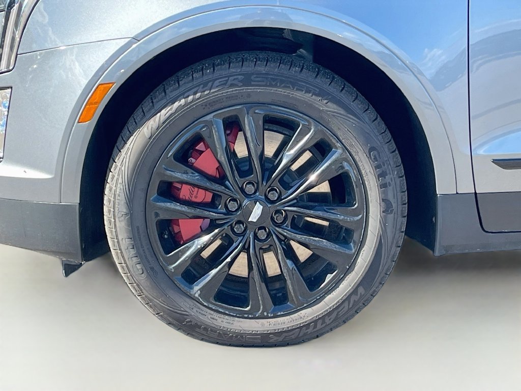 Used 2022 Cadillac XT5 Sportv w/ LPO, ONYX Package AWD/4WD image 30