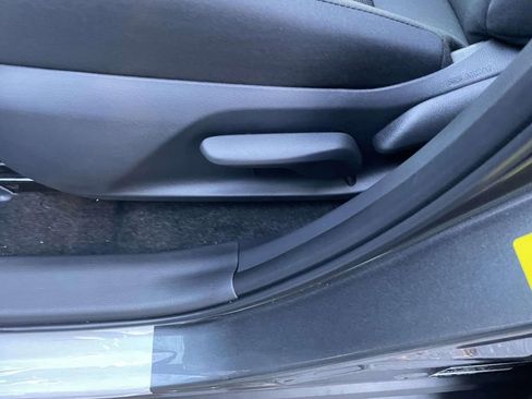 New 2025 Toyota RAV4 LE image 30