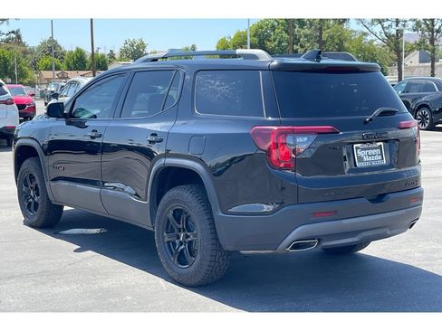 Used 2021 GMC Acadia AT4 w/ Technology Package AWD/4WD image 4