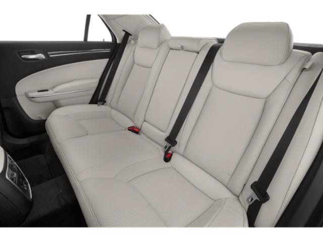 Used 2018 Chrysler 300 Touring w/ Driver Convenience Group RWD image 17