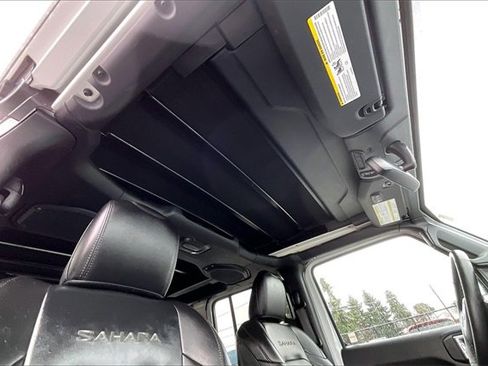 Used 2021 Jeep Wrangler Unlimited Sahara w/ Cold Weather Group image 22
