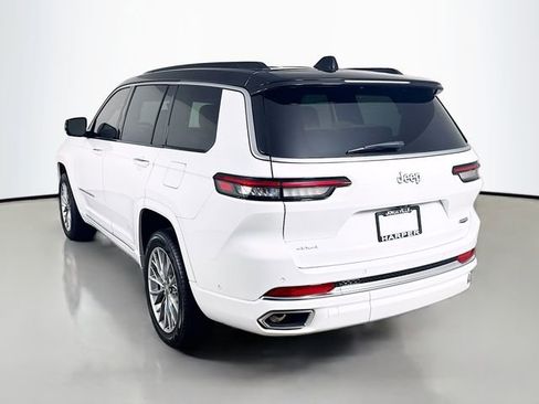 Used 2025 Jeep Grand Cherokee L Summit AWD/4WD image 10