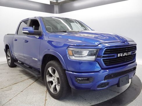 Used 2019 RAM 1500 Laramie w/ Sport Appearance Package AWD/4WD image 8