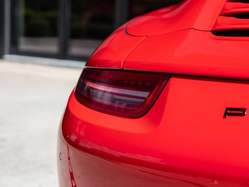 Certified 2016 Porsche 911 Carrera S RWD image 15