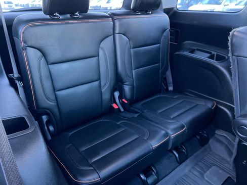 Used 2023 GMC Acadia AT4 w/ Technology Package image 26