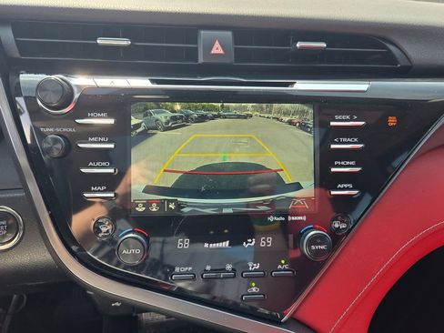 Used 2020 Toyota Camry XSE w/ Blackout Package image 20