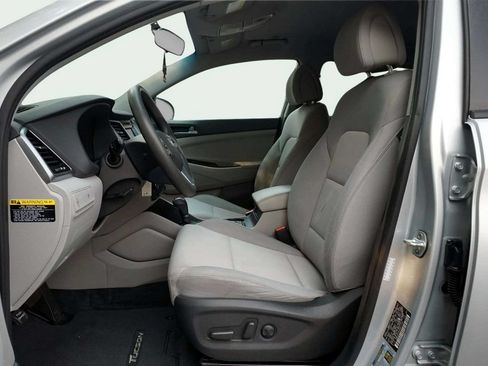 Used 2017 Hyundai Tucson SE w/ SE Popular Package 02 AWD/4WD image 15