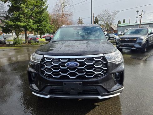New 2026 Ford Explorer Platinum w/ LUX Leather Package image 2