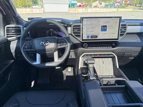 New 2026 Toyota Tundra Limited AWD/4WD image 17