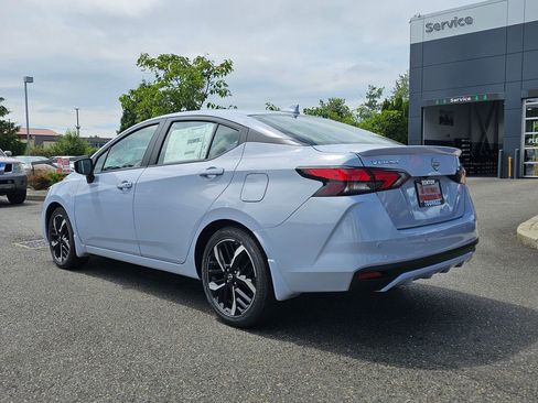 New 2025 Nissan Versa SR w/ Trunk Package image 4