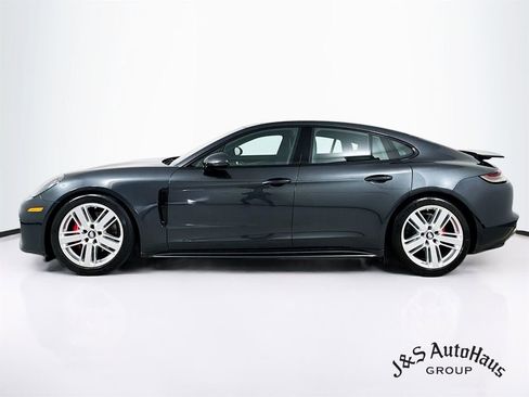 Used 2023 Porsche Panamera 4S image 4