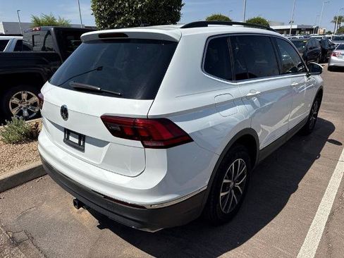 Used 2020 Volkswagen Tiguan SE FWD image 3