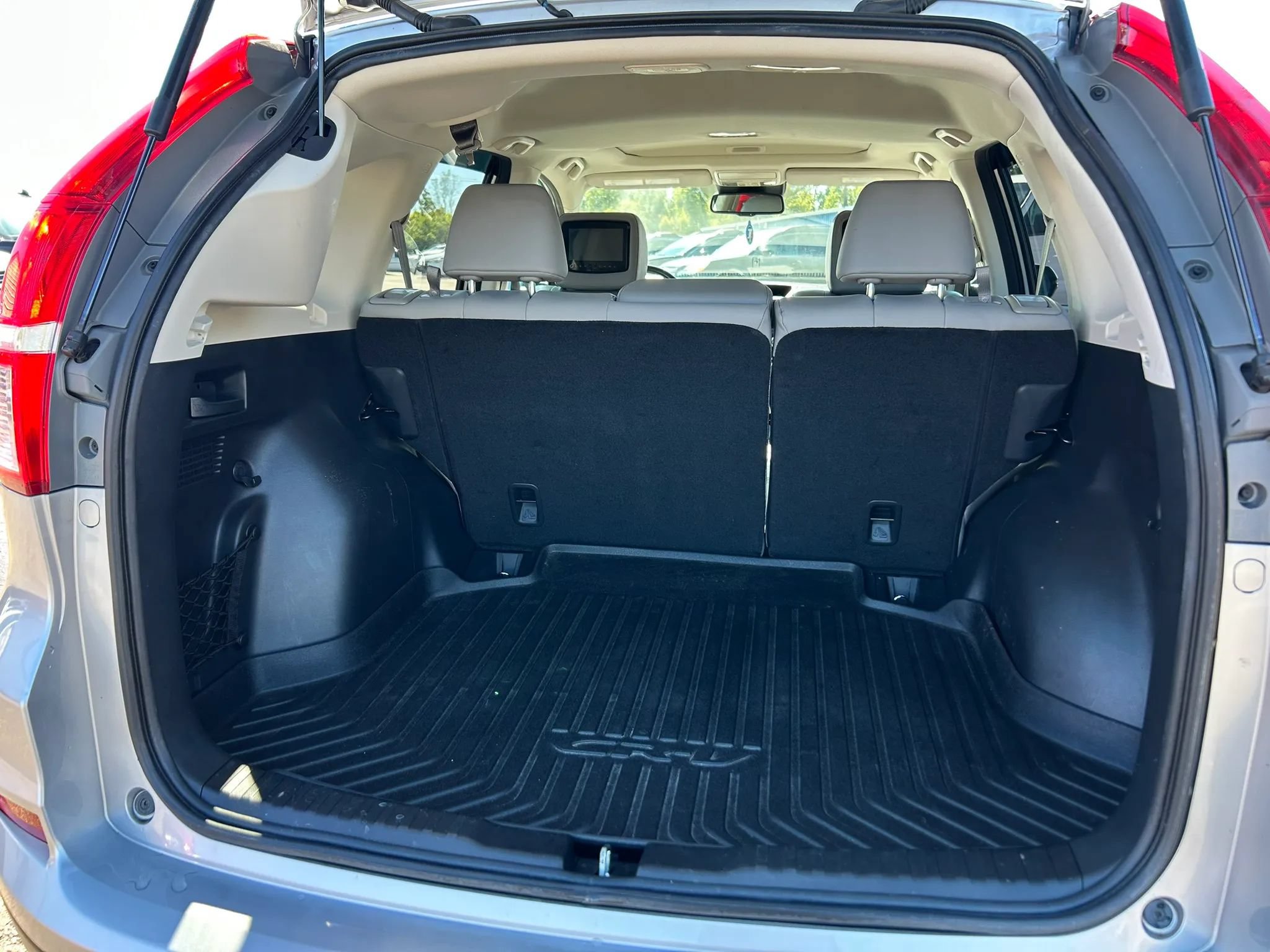 Used 2016 Honda CR-V Touring image 16