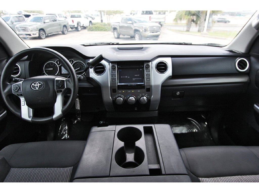 Used 2017 Toyota Tundra SR5 RWD image 9