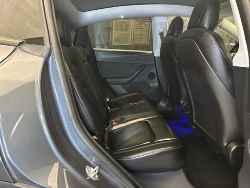 Used 2020 Tesla Model Y Long Range AWD/4WD image 18