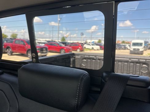 New 2025 Ford Ranger Lariat w/ FX4 Off-Road Package image 21