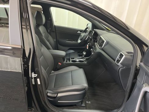 Used 2022 Kia Sportage Nightfall Edition image 20