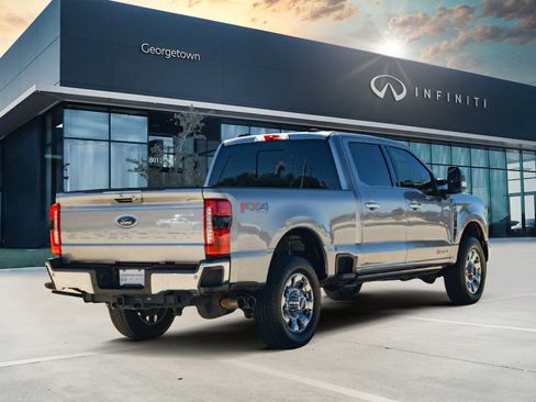 Used 2023 Ford F250 Lariat w/ Tow Technology Package AWD/4WD image 5