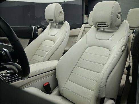 Used 2018 Mercedes-Benz C 300 Cabriolet image 9