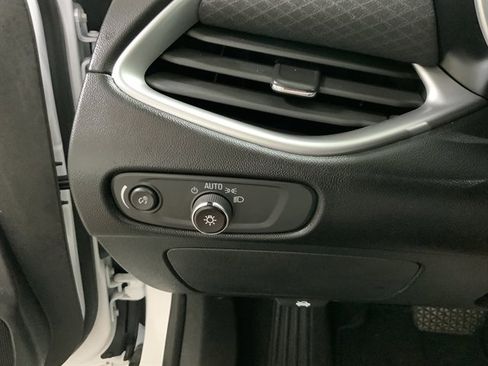 Used 2023 Chevrolet Malibu LT image 26