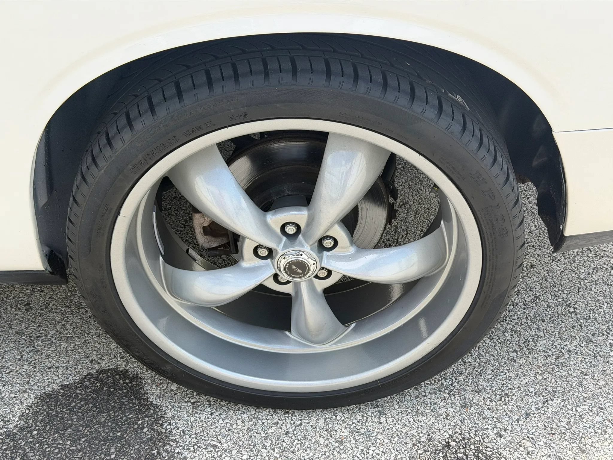 Used 2009 Dodge Challenger R/T RWD image 10