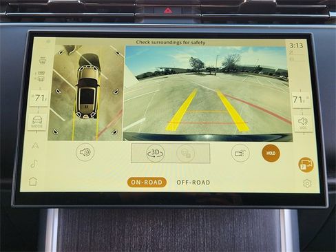 New 2026 Land Rover Range Rover SE image 12