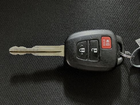 Used 2018 Toyota Tundra SR5 w/ TRD Sport Package AWD/4WD image 34