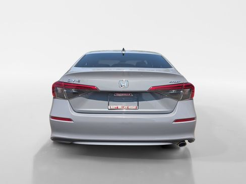 Used 2024 Honda Civic Sport image 4