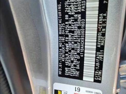 Used 2025 Toyota Camry LE image 15