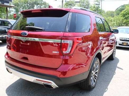 Used 2017 Ford Explorer Platinum AWD/4WD image 8