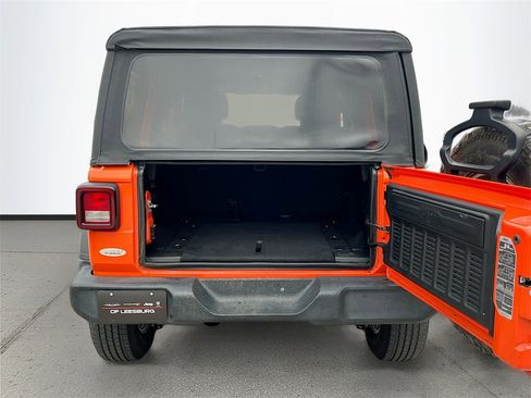 Certified 2018 Jeep Wrangler Unlimited Sport S image 23