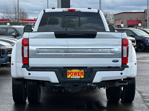 Used 2022 Ford F350 Platinum image 5