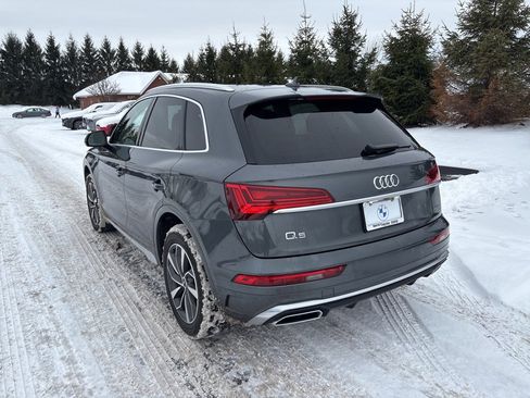 Used 2022 Audi Q5 2.0T Premium w/ Convenience Package image 4