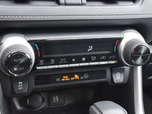 Certified 2025 Toyota RAV4 XLE image 12