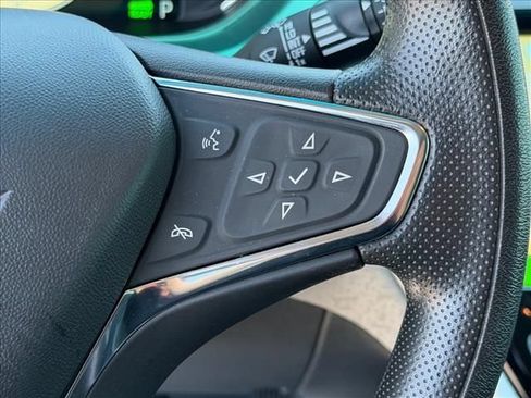 Certified 2021 Chevrolet Bolt LT FWD image 17