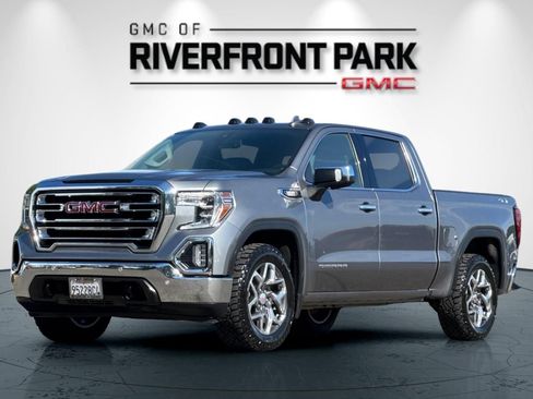 Used 2020 GMC Sierra 1500 SLT w/ SLT Premium Plus Package AWD/4WD image 7