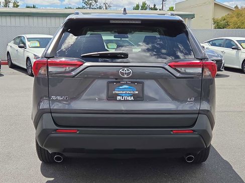 Used 2019 Toyota RAV4 LE w/ All Weather Liner Package AWD/4WD image 13