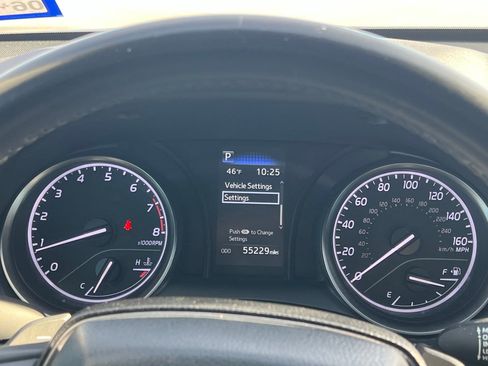 Used 2023 Toyota Camry SE image 28