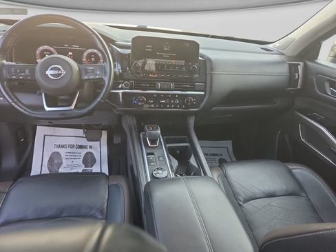 Used 2023 Nissan Pathfinder Platinum AWD/4WD image 29
