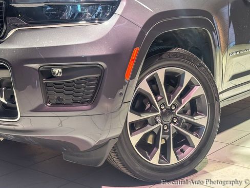 Used 2024 Jeep Grand Cherokee L Overland w/ Trailer Tow Package image 5