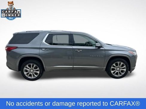 Used 2019 Chevrolet Traverse Premier w/ Driver Confidence II Package FWD image 2