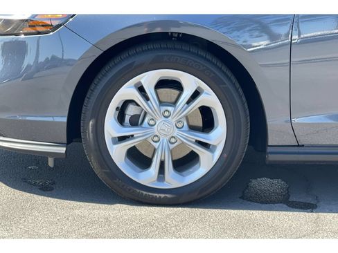 Used 2026 Honda Accord LX image 39