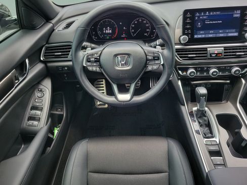 Used 2022 Honda Accord Sport image 12