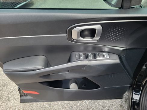 Certified 2023 Kia Sorento S w/ Panoramic Sunroof Package FWD image 20