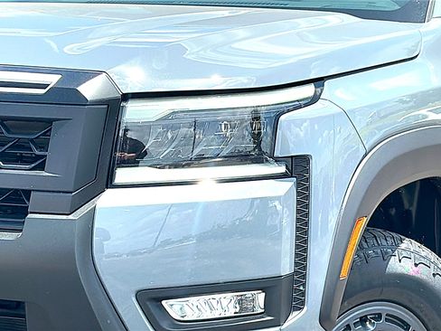 New 2026 Nissan Frontier PRO-4X w/ Pro Premium Package AWD/4WD image 4