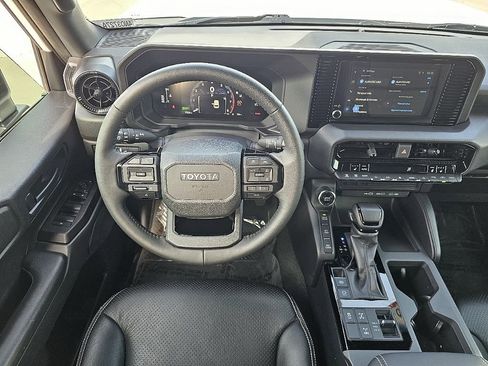 Used 2025 Toyota Land Cruiser image 22