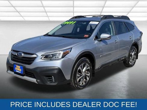 Used 2020 Subaru Outback Limited image 3