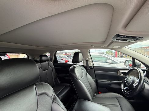Used 2021 Kia Sorento EX w/ Panoramic Sunroof Package FWD image 22